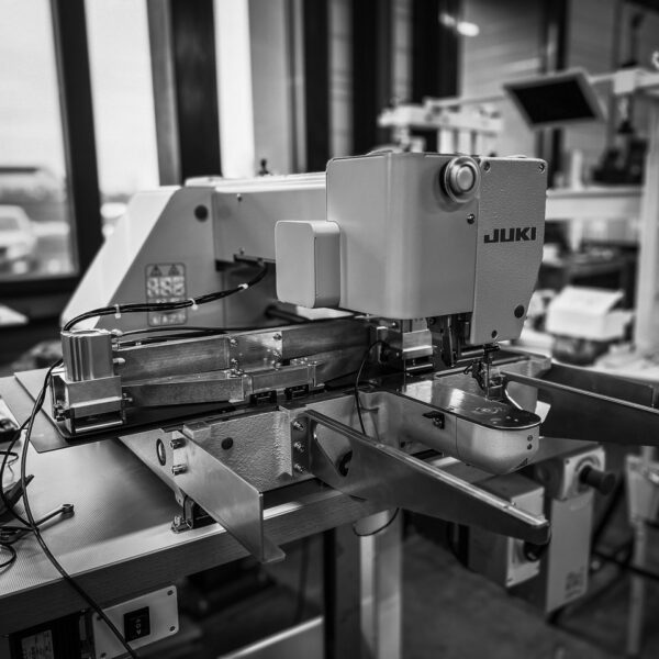 Megret & Fils, Spécialiste de la couture industriel, 
